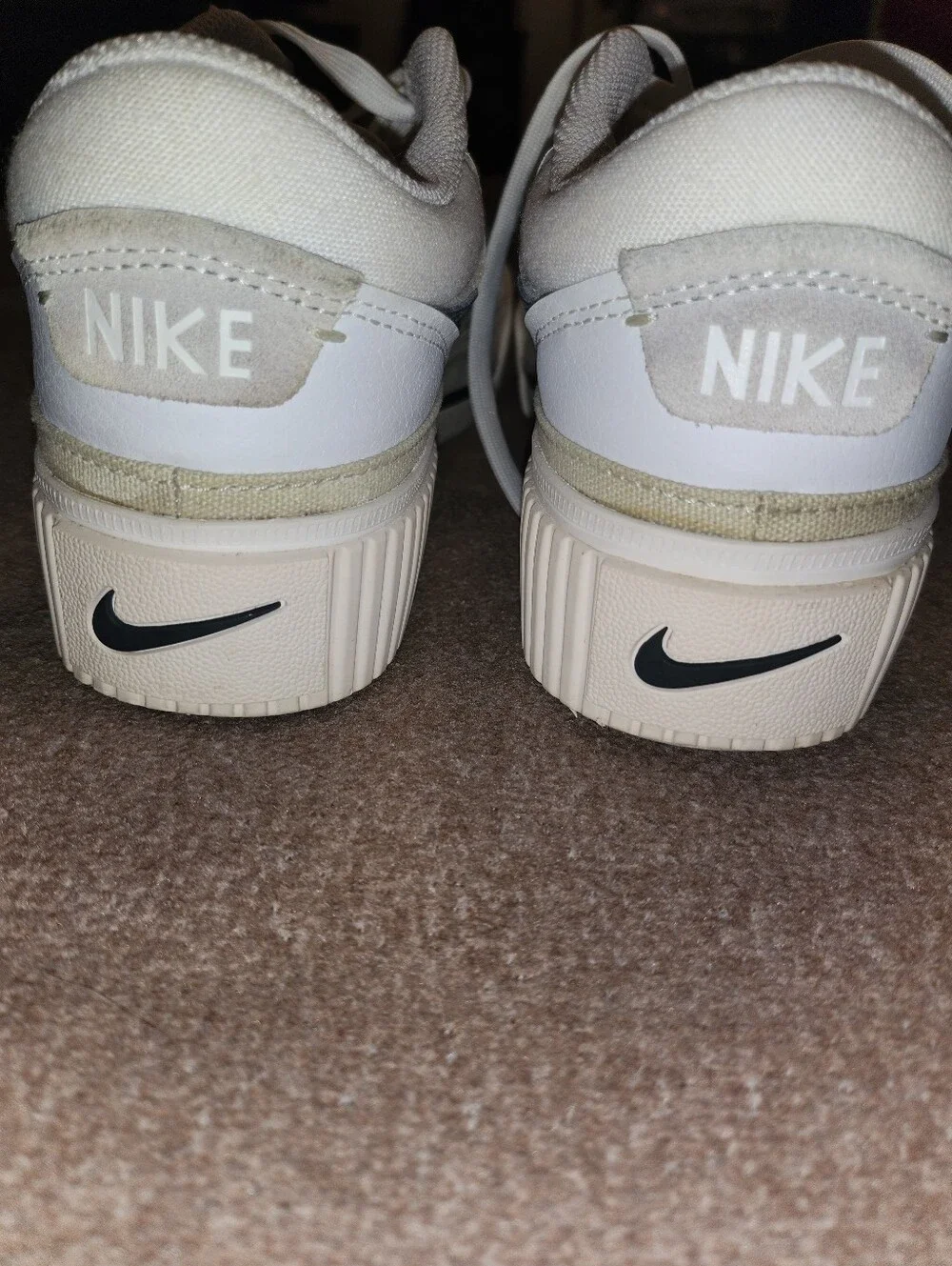 Nike platform white top